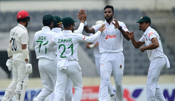 আফগানদের টানা তিন উইকেট তুলে নিল বাংলাদেশ, দেখুন সর্বশেষ ফলাফল