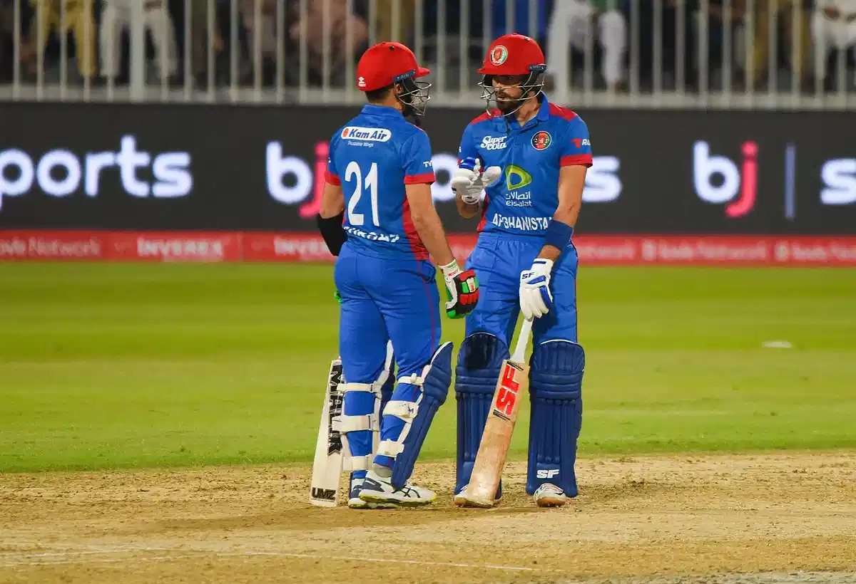 ঘরের মাঠে বিধ্বস্ত করে সিরিজ জিতল রশিদের উঠতি দল