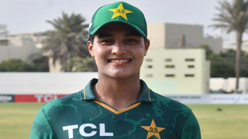 যে কারণে ১৯ বছরেই অবসরে আয়েশা নাসিম