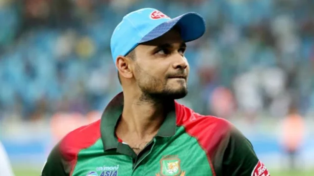 মাশরাফীর উল্টো প্রশ্ন, মেন্টরে কী লাভ হয়