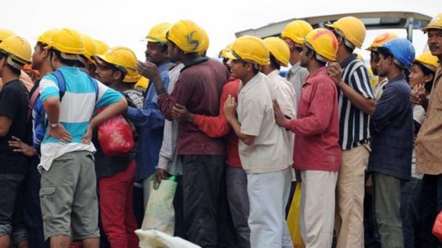অবৈধ অভিবাসীদের বৈধ হওয়ার সুযোগ দিচ্ছে মালয়েশিয়া
