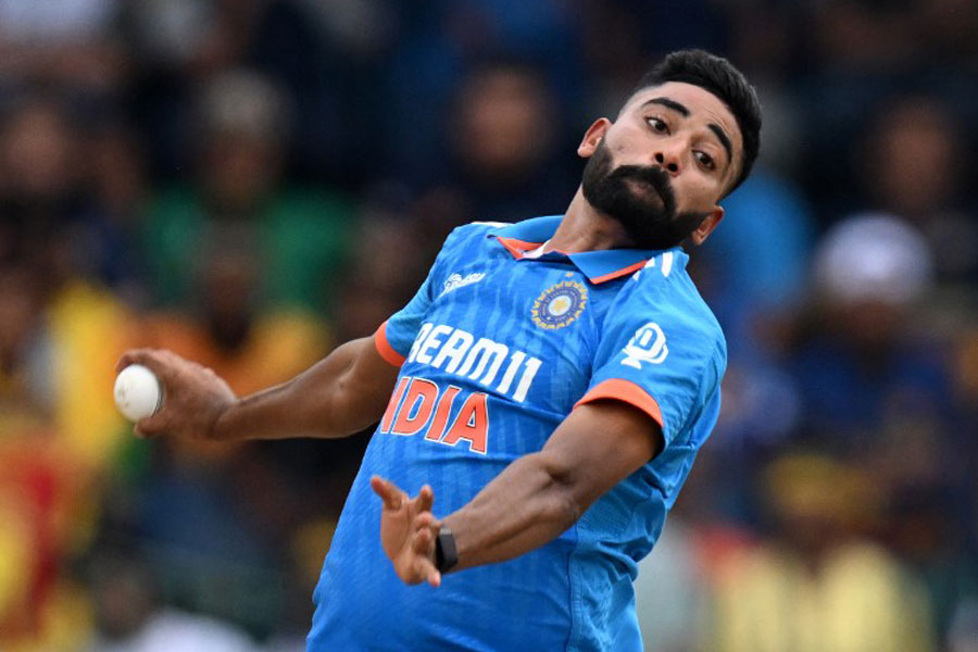 পুরস্কারের সব টাকা যাকে দিলেন সিরাজ