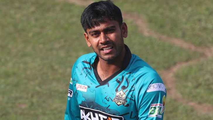 তানজিম সাকিবকে নিয়ে পোস্ট করায় নেটিজেনদের তোপের মুখে মিরাজ