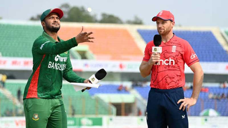 ইংল্যান্ডের বিপক্ষে ব্যাট করছে বাংলাদেশ