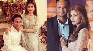 সাকিবের স্ত্রী শিশির মীরজাফর বলে ইঙ্গিত দিলেন
