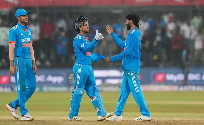 কোহলির দুর্দান্ত ক্যাচ, ভারত- অষ্ট্রেলিয়ার ম্যাচটি মোবাইল দিয়ে অনলাইনে দেখবেন যেভাবে