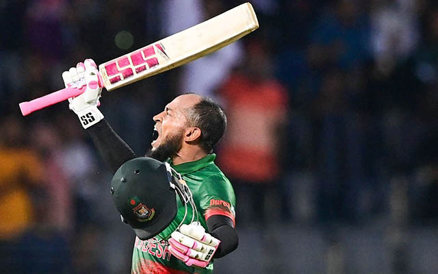 শেষ ভরসা মুশফিক, নতুন আলো দেখাতে চাই বাংলাদেশের হয়ে