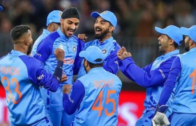 বাংলাদেশের বিপক্ষে ভারতের সম্ভাব্য একাদশ ঘোষণা
