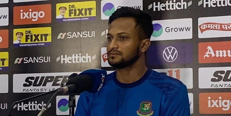 ব্রেকিং নিউজঃ আগামীকাল খেলবেন, না খেলবেন না স্রেফ জানিয়ে দিলেন সাকিব
