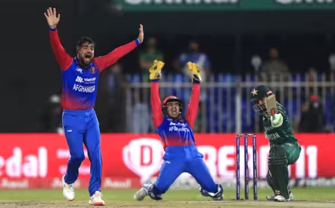 পাকিস্তানকে ক্রিকেট গুলে খাইয়ে ইতিহাস গড়লো আফগানিস্তান