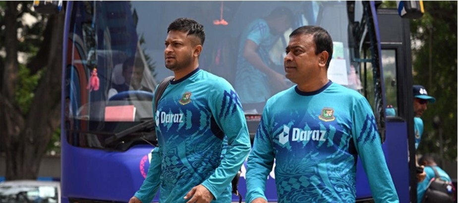 নিয়ম ভাঙ্গার শাস্তির ভয়ে তাড়াহুড়া করে চলে গেলেন সাকিব
