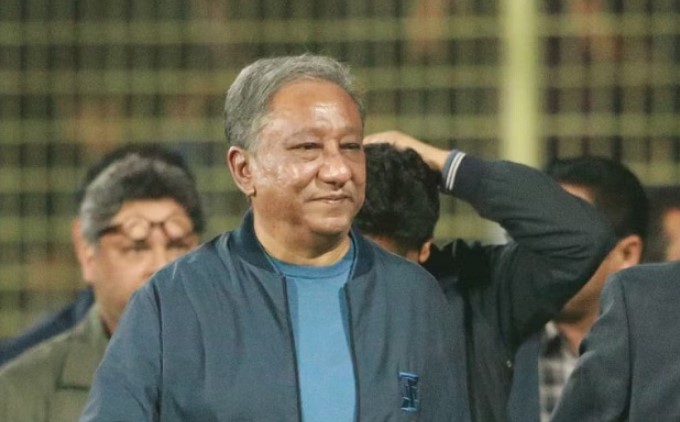বাংলাদেশের পরাজয়ের ভয়ে স্টেডিয়াম ছাড়লেন পাপন
