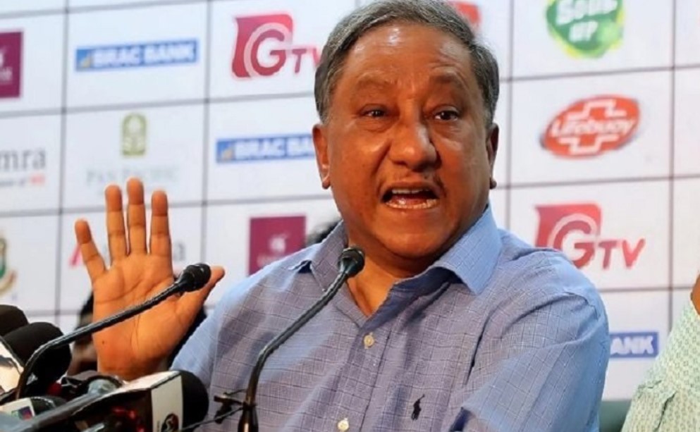 হঠাৎ টিম ম্যানেজমেন্টের সাথে জরুরী বৈঠকে পাপন