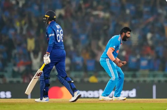 ভারতের বোলিং ঝড়ে দিশেহারা ইংল্যান্ড, দেখুন সর্বশেষ স্কোর