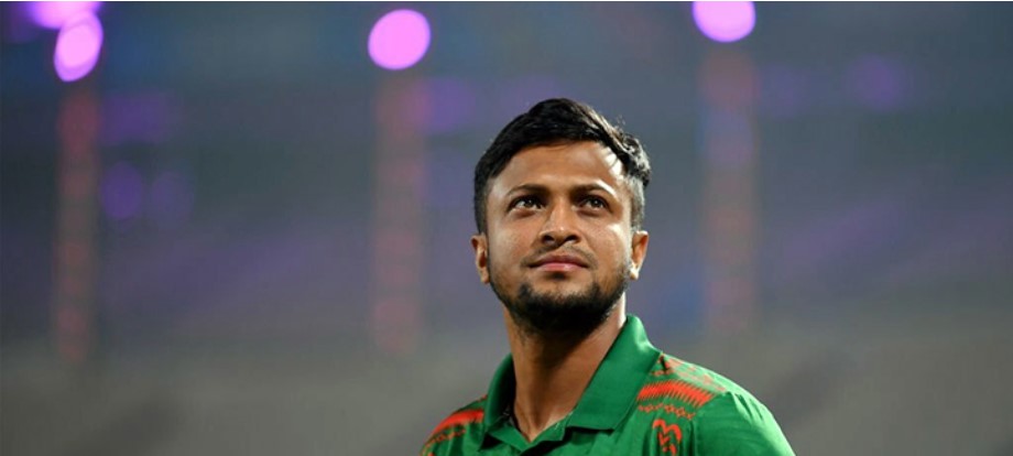 ‘আমিও পারফর্ম করতে চাই’, দর্শকদের কাছে দোয়া চাইলেন সাকিব