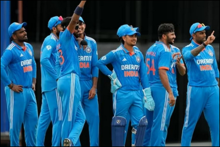 ভারত কে বিশ্বকাপ জেতাতে চলছে কঠিন ষড়যন্ত্র শামিদের জন্যে আলাদা বল, দাবি পাক ক্রিকেটারের