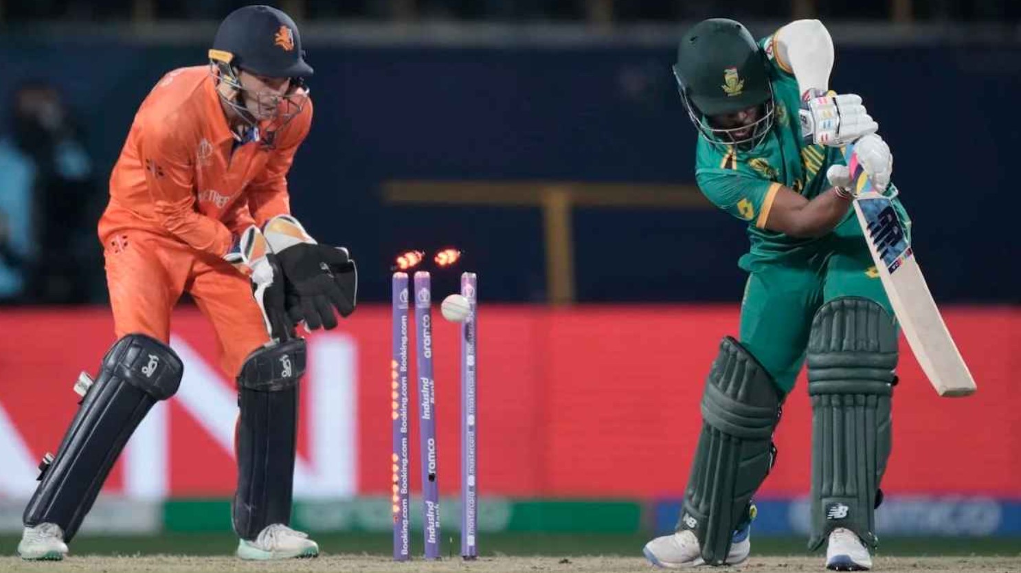 এইমাত্র পাওয়াঃ বিশ্বকাপে বাংলাদেশের জয়ই এখন সোনার হরিণ হয়ে দাড়িয়েছে