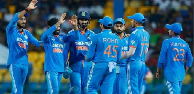 বাংলাদেশের স্বপ্ন টিকে রাখতে আজ মাঠে নামবে ভারত
