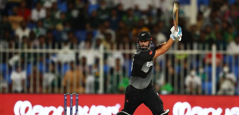 মিচেলের সেঞ্চুরির পর বিপাকে নিউজিল্যান্ড