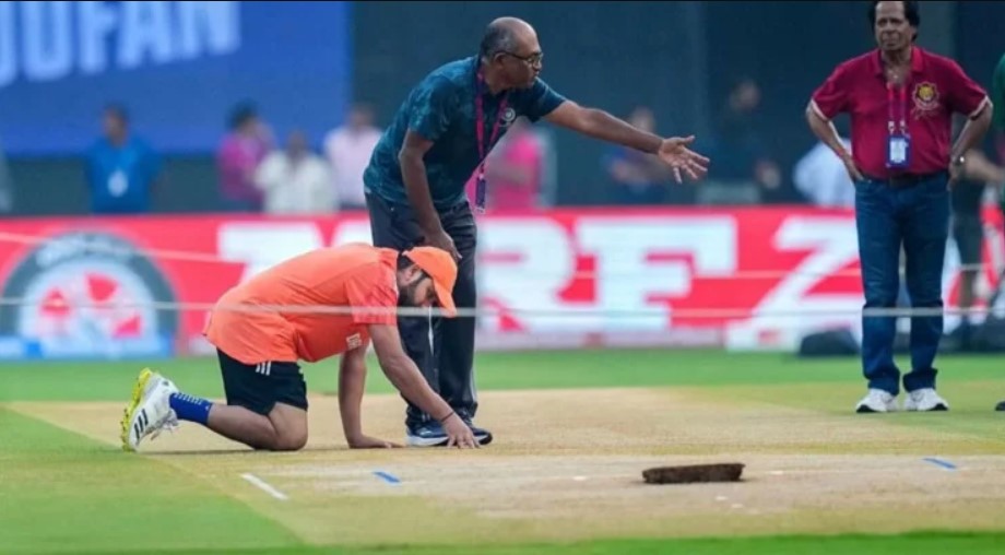 সেমিফাইনালের পর এবার ফাইনালেও পিচ নিয়ে কঠিন সমালোচনা ঝড়