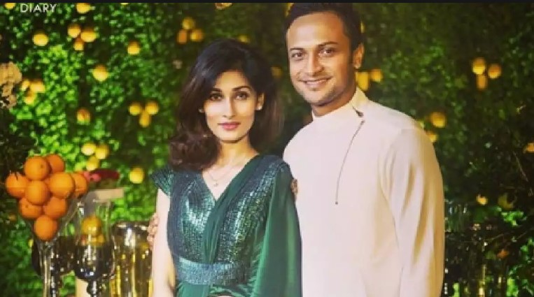 সাকিবের স্ত্রী শিশিরের ফেসবুক স্ট্যাটাস ভাইরাল