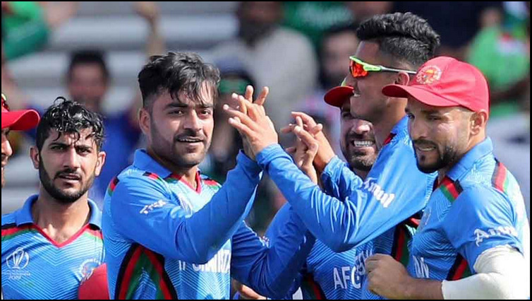 আইপিএল বেশি গুরুত্ব দেওয়ায় আফগানিস্তানের ৩ তারকা ক্রিকেটারকে ২ বছরের শাস্তি