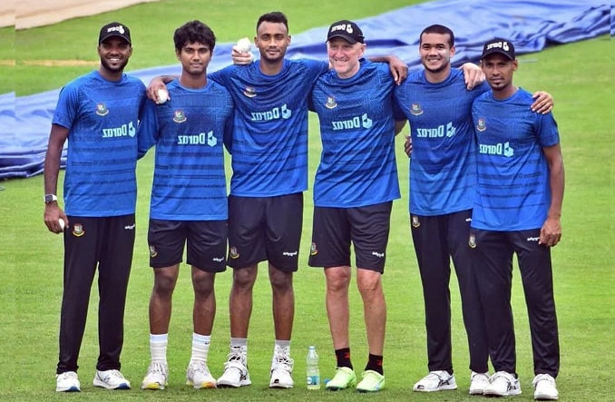 টি-টোয়েন্টি বিশ্বকাপ শেষ তারকা টাইগার পেসারের