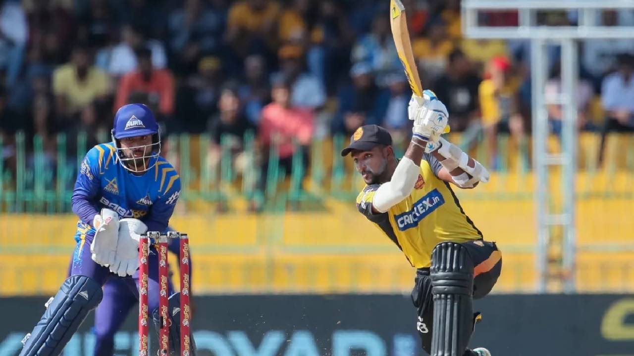 বিপিএলে দুর্দান্ত ঢাকায় আসছেন দুই লঙ্কান তারকা