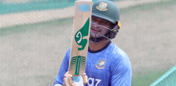 দেশে ফিরেই অনুশীলনে সাকিব