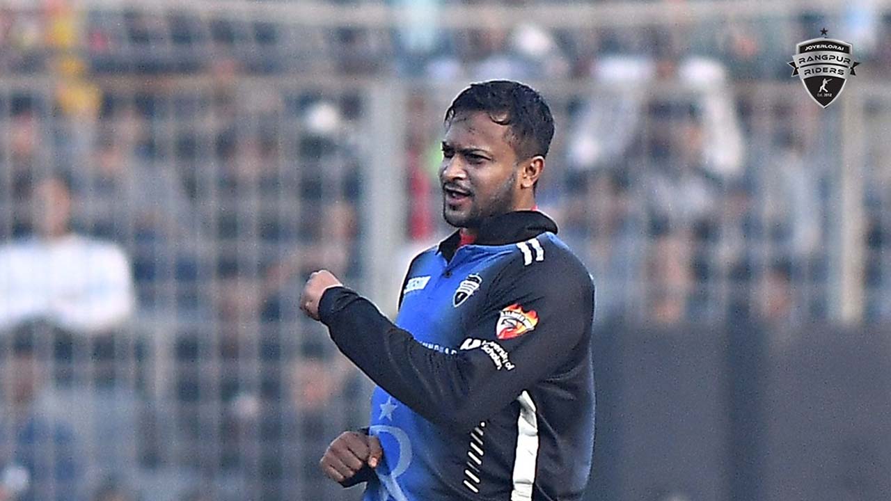 সাকিবকে নিয়ে মাঠে নেমেছে রংপুর, দেখে নিন দু-দলের একাদশ