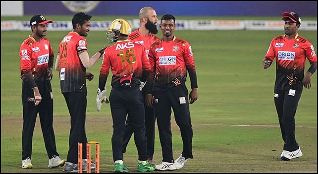 চরম উত্তেজনায় শেষ হলো হাইভোল্টেজ প্রথম কোয়ালিফাই ম্যাচ, ফাইনালে উঠলো যেদল!
