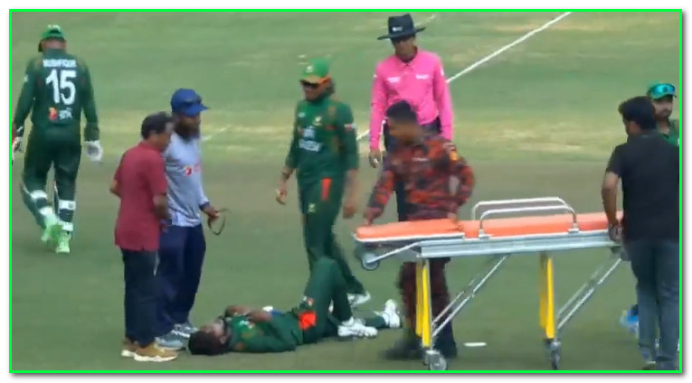 ব্রেকিং নিউজ: হাসপাতালে নেয়া হয়েছে জাকের আলীকে