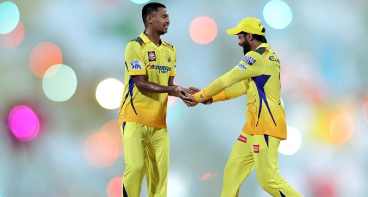 আইপিএলে দুটি অবিশ্বাস্য রেকর্ডের সামনে দাড়িয়ে মুস্তাফিজ