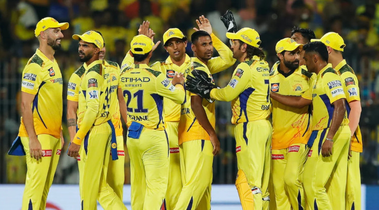 বদলা নিতে এক পরিবর্তন নিয়ে লাখনৌর বিপক্ষে ম্যাচের জন্য শক্তিশালী একাদশ ঘোষণা করলো চেন্নাই