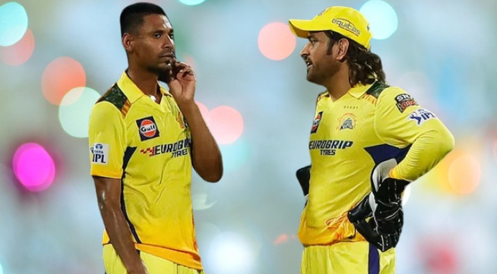 সবচেয়ে বেশি কোথায় মুস্তাফিজ চাপে থাকেন জানালো তার সতীর্থ