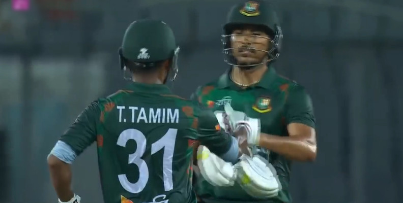 তামিমের ঝড়ো ফিফটি ও সৌম্যর দুর্দান্ত ব্যাটিংয়ে বড় সংগ্রহের পথে বাংলাদেশ