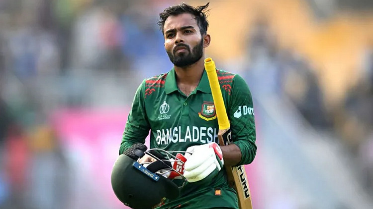 যে কারণে তামিমকে নিয়ে ফেসবুকে পোস্ট করে আবার ডিলিট করে দিলেন তাওহীদ হৃদয়