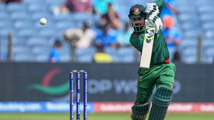 ছোট টার্গেটে ব্যাটিংয়ে বাংলাদেশ, দেখেনিন মোবাইলে ফ্রি সরাসরি লাইভ দেখবেন যেভাবে