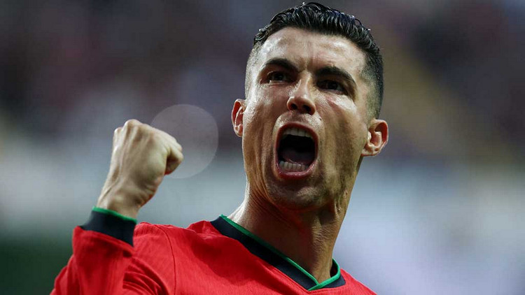 হাড্ডাহাড্ডি লড়াইয়ে শেষ হলো আয়ারল্যান্ড ও রোনালদোর পর্তুগালের ম্যাচ, দেখেনিন ফলাফল
