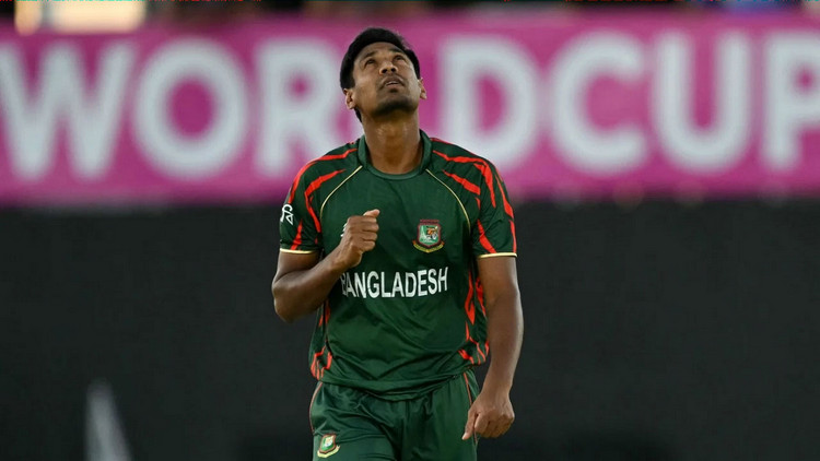 মুস্তাফিজকে প্রশংসায় ভাসালেন ভারতের সাবেক ক্রিকেটার