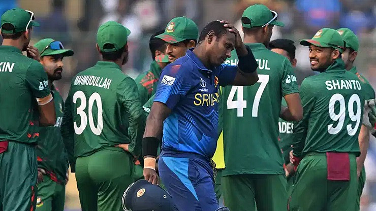 ব্রেকিং নিউজ: পদত্যাগ করলেন হেড কোচ