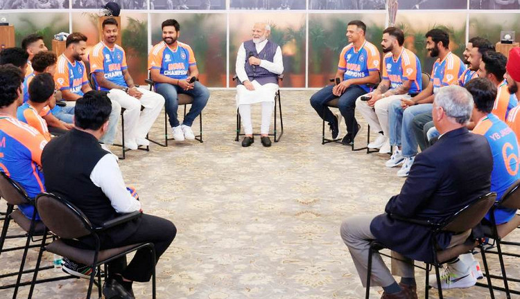মাটি খেতে কেমন লাগে, রোহিতের কাছে জানতে চায়লেন প্রধানমন্ত্রী মোদী