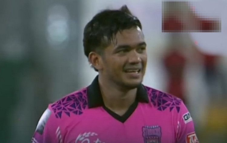 বল হাতে একাই লড়াই করলেন তাসকিন, দেখেনিন কত উইকেট পেলেন আজ