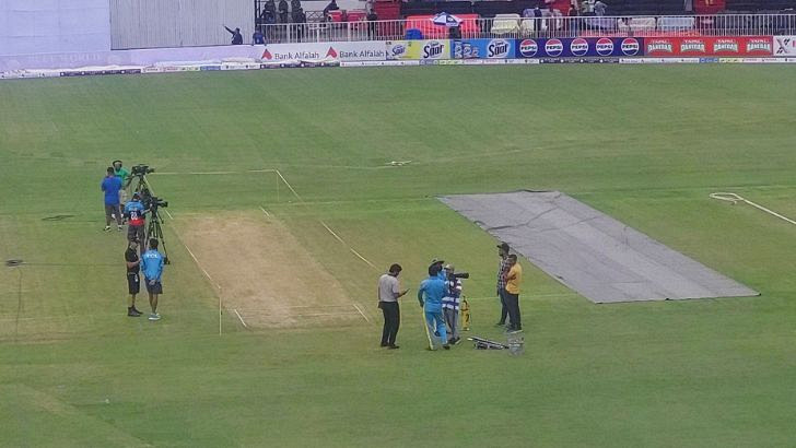 বাংলাদেশ বনাম পাকিস্তান: বৃষ্টির কারণে এখানো হয়নি টস, জানা গেল ম্যাচ শুরুর নতুন সময়