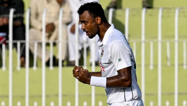 শেষ হলো বাংলাদেশ বনাম পাকিস্তানের মধ্যকার প্রথম টেস্টে ৪র্থ দিনের খেলা, দেখেনিন সর্বশেষ ফলাফল