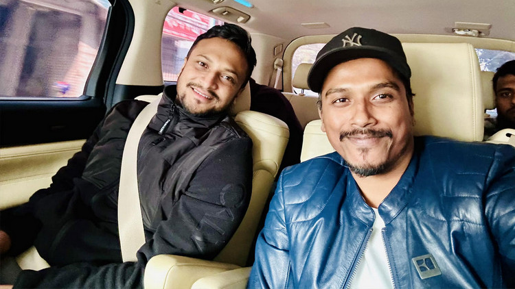 এবার সাকিবের পক্ষ নিয়ে ফেসবুকে সাহসী পোস্ট করলেন রুবেল হোসেন, যা নিয়ে সারা দেশে আলোচনা ঝড়