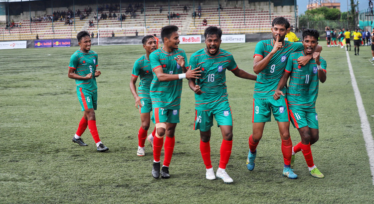 হাড্ডাহাড্ডি লড়াইয়ে টাইব্রেকারে শেষ হলো বাংলাদেশ বনাম ভারতের মধ্যকার সেমি ফাইনাল ম্যাচ