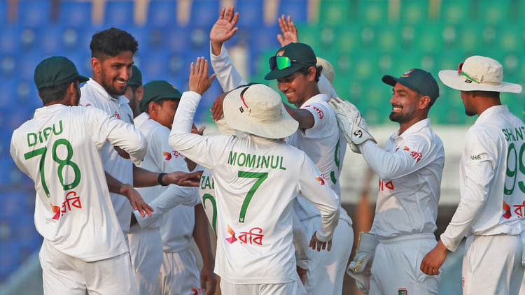 পাকিস্তানের বিপক্ষে জিতেও বাংলাদেশের পয়েন্ট কেটে নিল আইসিসি