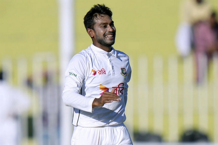 মিরাজের ৫ উইকেট, অল-আউট পাকিস্তান, দেখেনিন সর্বশেষ স্কোর