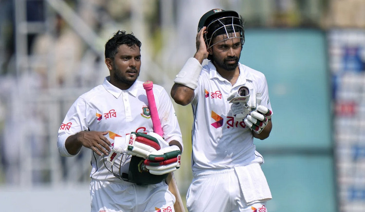ব্যাটিং বিপর্যয়ে বাংলাদেশ ১৪ রানে নেই ৪ উইকেট, দেখেনিন সর্বশেষ স্কোর